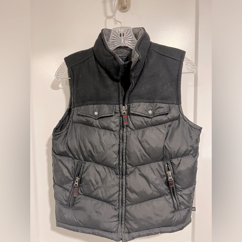Puffy wool vest - Gap - black - very warm